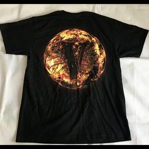 VLONE T-SHIRT